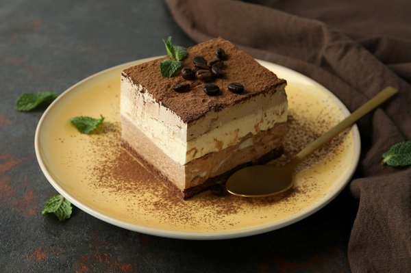 What's the Best Way to Make a Creamy and Decadent Tiramisu with Mascarpone?
